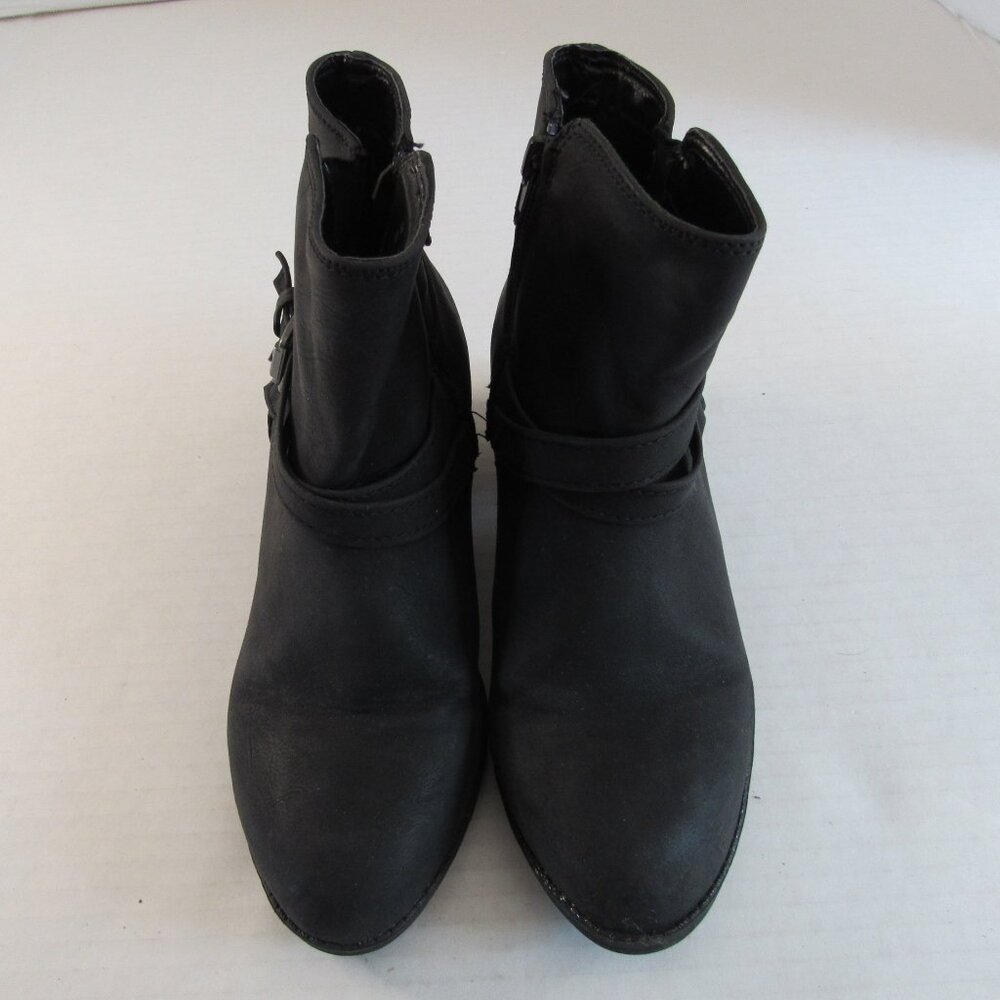 Life Stride Black Ionic Side Zip Silver Buckle Design Ankle Boots Size 6M
